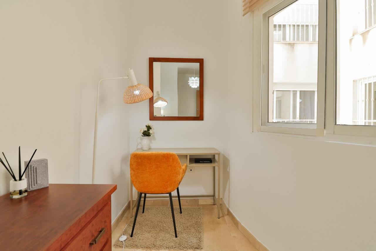 C41 - Modern & Comfy Flat City Center Málaga Buitenkant foto