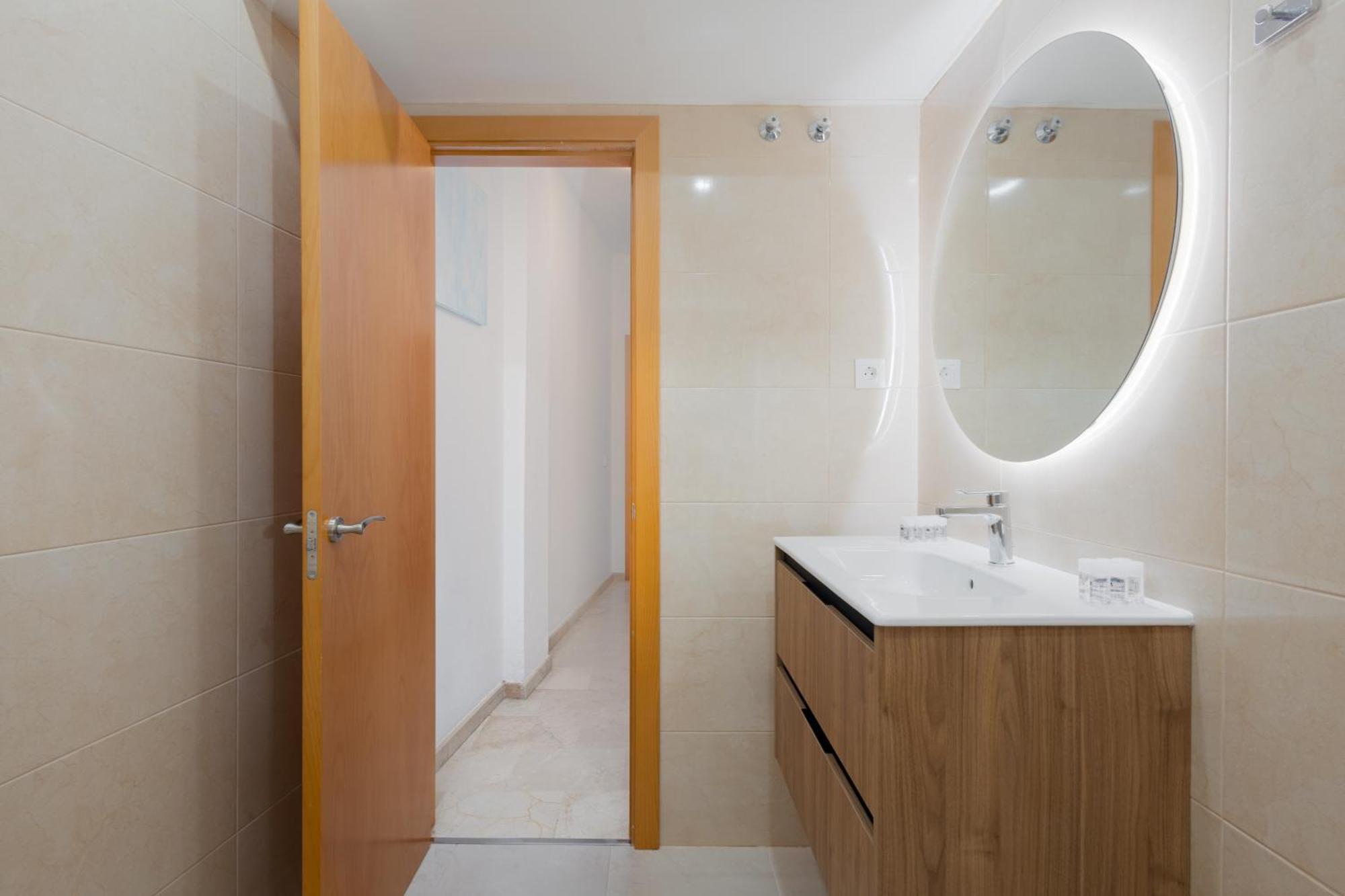 C41 - Modern & Comfy Flat City Center Málaga Buitenkant foto